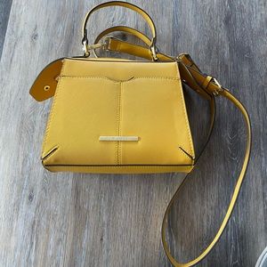 Steve Madden purse with crossbody strap